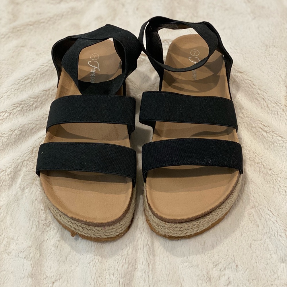 Black elastic platform espadrilles